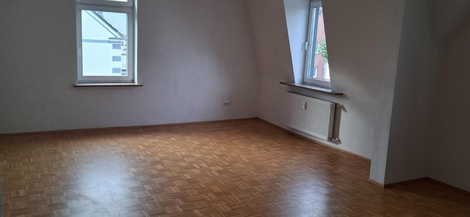 Etagenwohnung Oberhausen Alstaden - 3.5 Zimmer, 88 m&sup2;, 520&euro; | Angebot:25179762