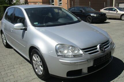 VW Golf 224.500 km 3.999 &euro; Oberhausen 46117