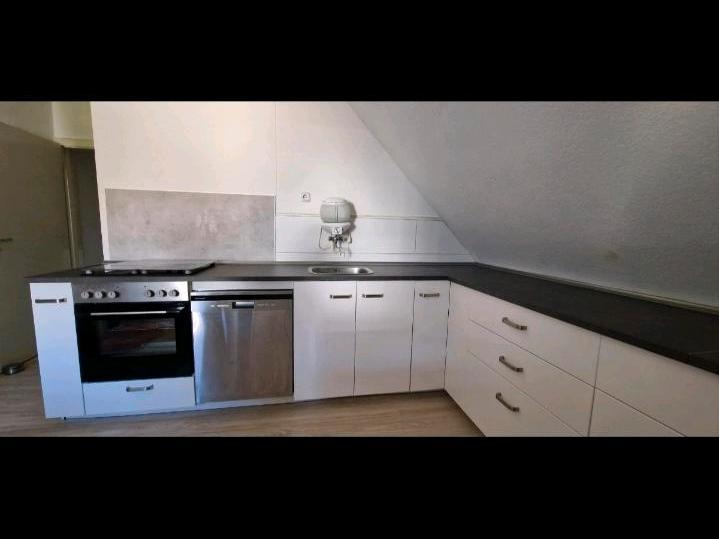 Etagenwohnung Dortmund Hombruch - 3 Zimmer, 89 m&sup2;, 1.100&euro; | Angebot:25830538