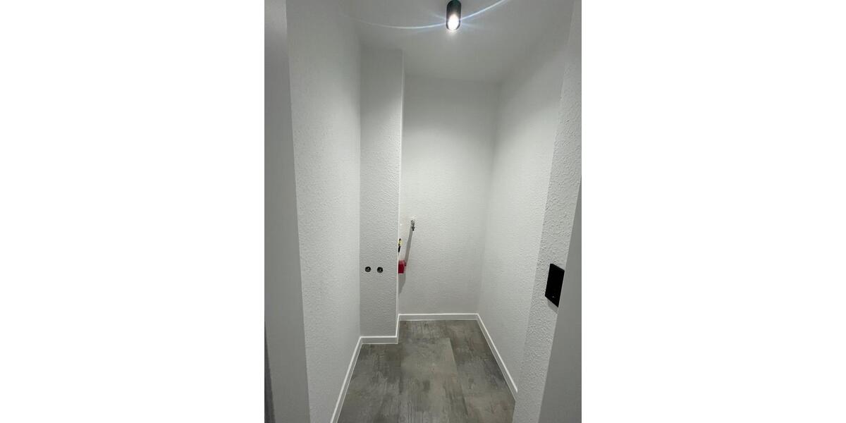 Etagenwohnung Dortmund Brackel - 3.5 Zimmer, 77 m&sup2;, 1.150&euro; | Angebot:25974950