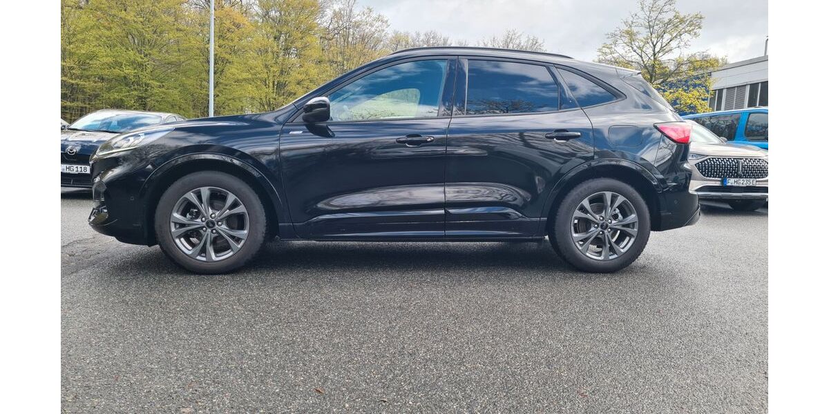 Ford Kuga 15.500 km 23.400 &euro; Essen 45276