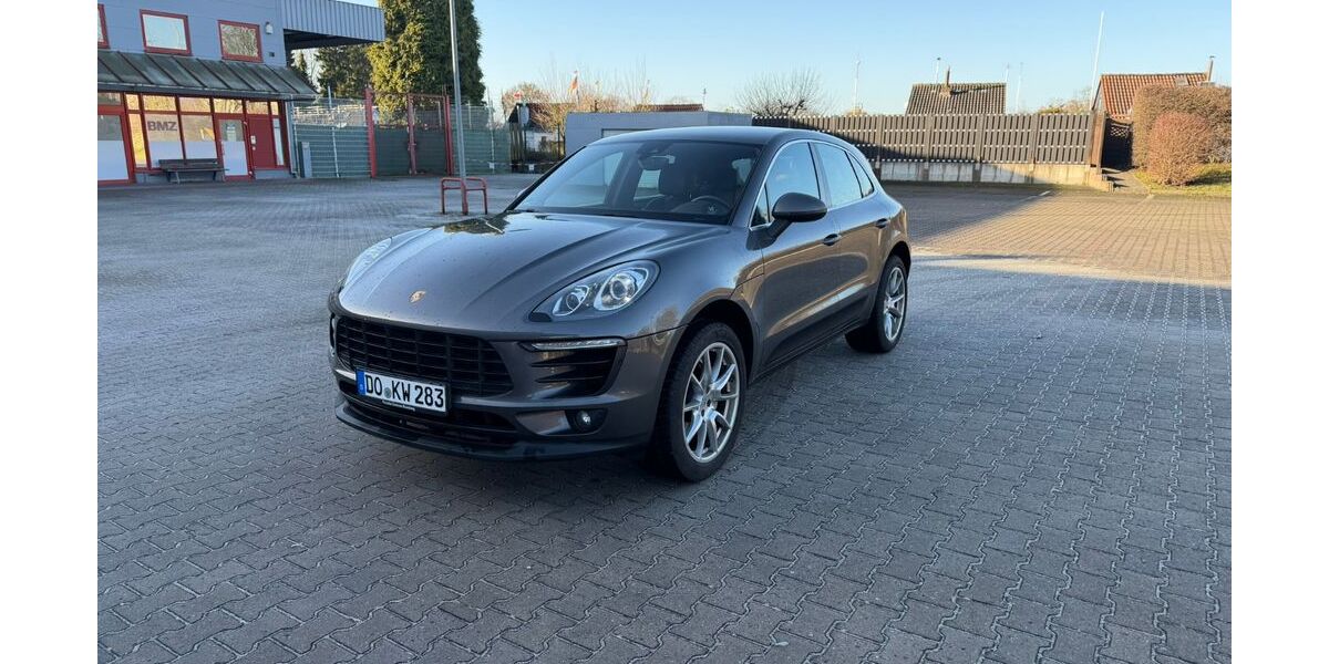 Porsche Macan 140.500 km 31.500 &euro; Dortmund 44388