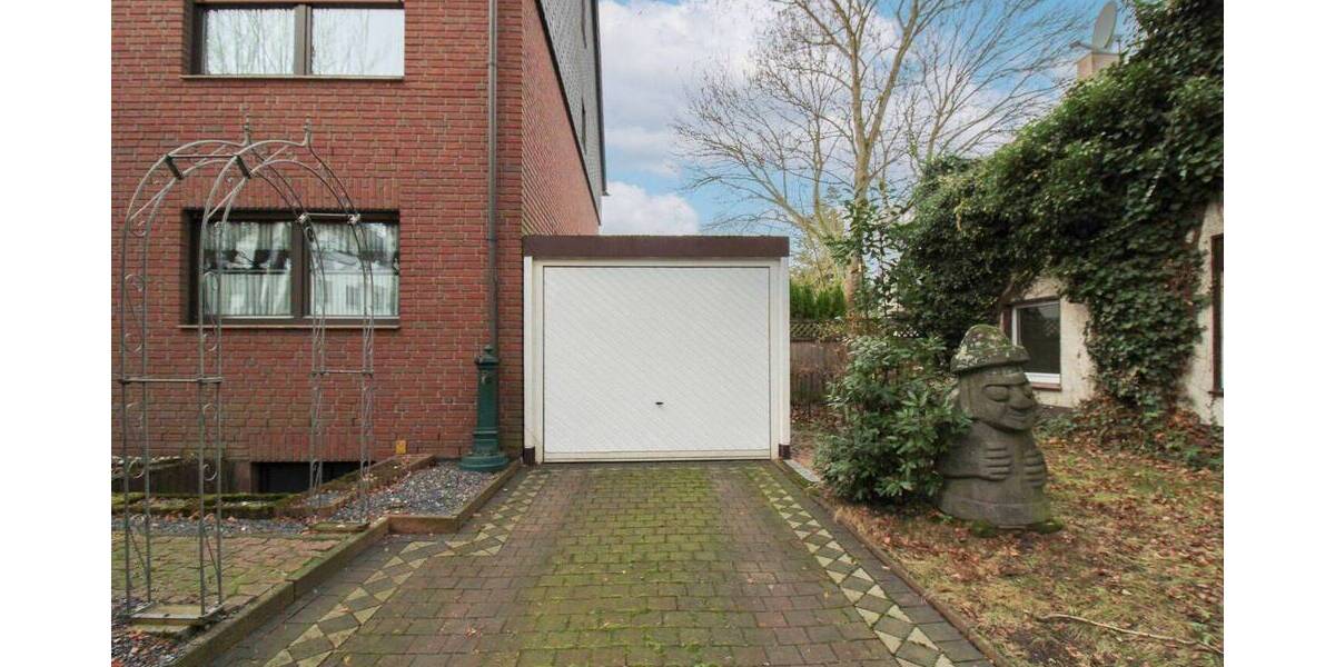 Einfamilienhaus Essen Frintrop - 6 Zimmer, 265 m&sup2;, 899.000&euro; | Angebot:26826071