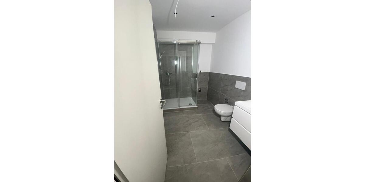 Etagenwohnung Mülheim an der Ruhr - 3 Zimmer, 112 m&sup2;, 950&euro; | Angebot:25956684