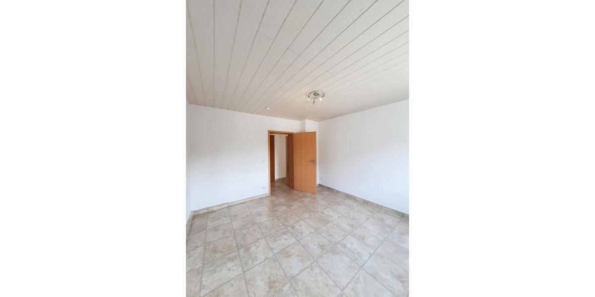 Etagenwohnung Oberhausen Alt-Oberhausen - 3.5 Zimmer, 70 m&sup2;, 490&euro; | Angebot:25918591