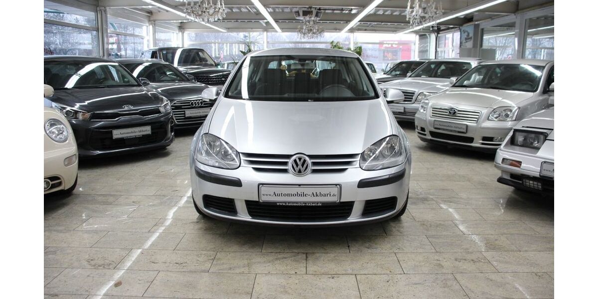VW Golf 220.000 km 2.490 &euro; Essen 45356