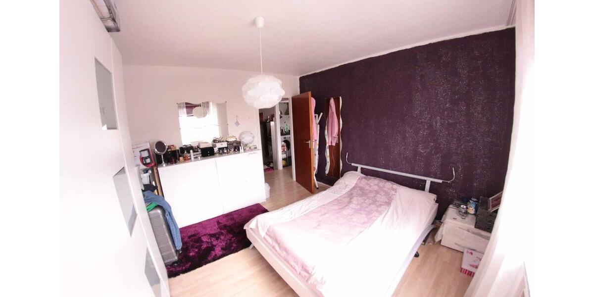 Dachgeschoßwohnung Bochum Günnigfeld - 2 Zimmer, 50 m&sup2;, 95.000&euro; | Angebot:23168393