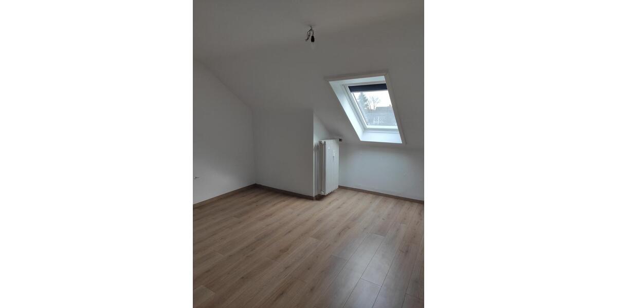Dachgeschoßwohnung Waltrop - 1 Zimmer, 48 m&sup2;, 450&euro; | Angebot:25640111