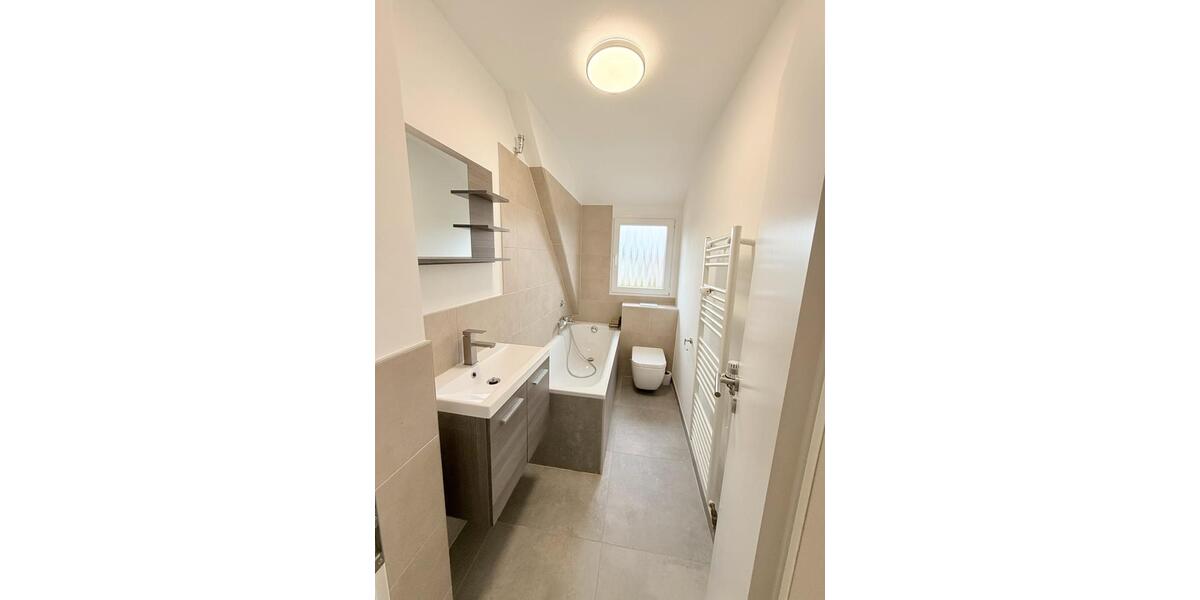 Dachgeschoßwohnung Dortmund Brackel - 2 Zimmer, 43 m&sup2;, 650&euro; | Angebot:25948930