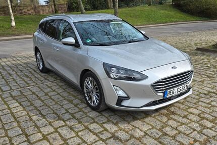 Ford Focus 142.000 km 12.500 &euro; Herne 44627