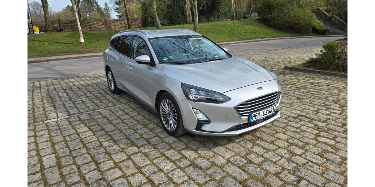 Ford Focus 142.000 km 12.500 &euro; Herne 44627