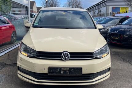 VW Touran 493.930 km 6.200 &euro; Oberhausen 46045