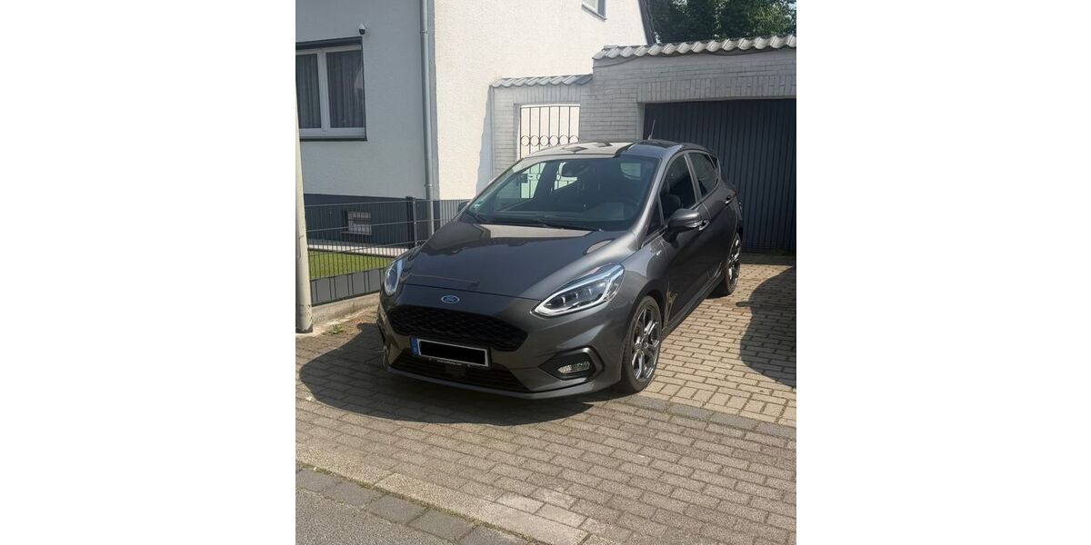 Ford Fiesta 107.000 km 11.900 &euro; Oberhausen 46047