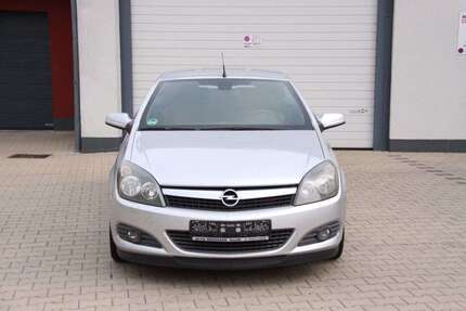 Opel Astra 233.500 km 2.999 &euro; Velbert 42549