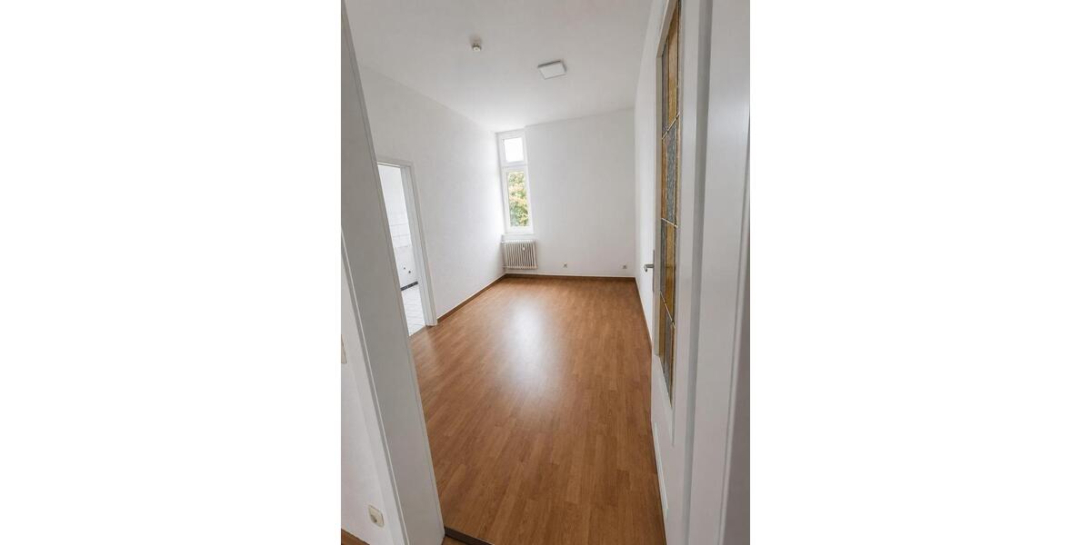 Etagenwohnung Bochum Günnigfeld - 4 Zimmer, 140 m&sup2;, 894&euro; | Angebot:26479417
