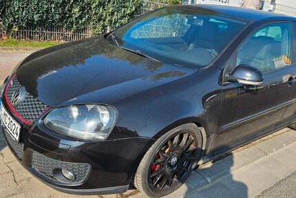 VW Golf 277.000 km 3.400 &euro; Marl 45768