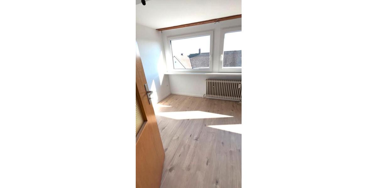 Etagenwohnung Dortmund Hombruch - 3 Zimmer, 90 m&sup2;, 800&euro; | Angebot:25660340