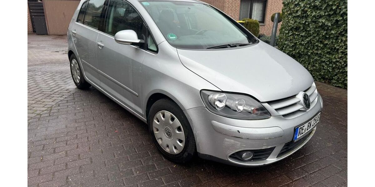 VW Golf Plus 108.000 km 4.900 &euro; Marl 45770