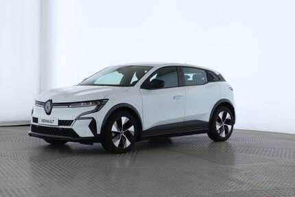 Renault Megane E-Tech 27.382 km 17.880 &euro; Oberhausen 46049