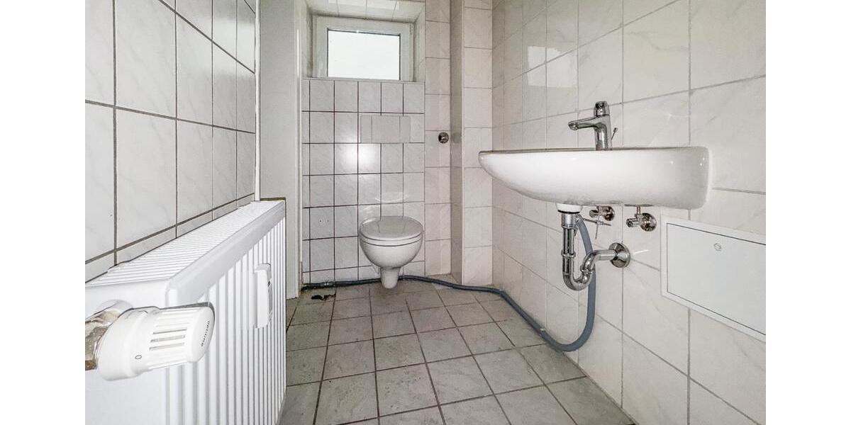 Etagenwohnung Hagen Hagen-Mitte - 2 Zimmer, 90 m&sup2;, 630&euro; | Angebot:25252400