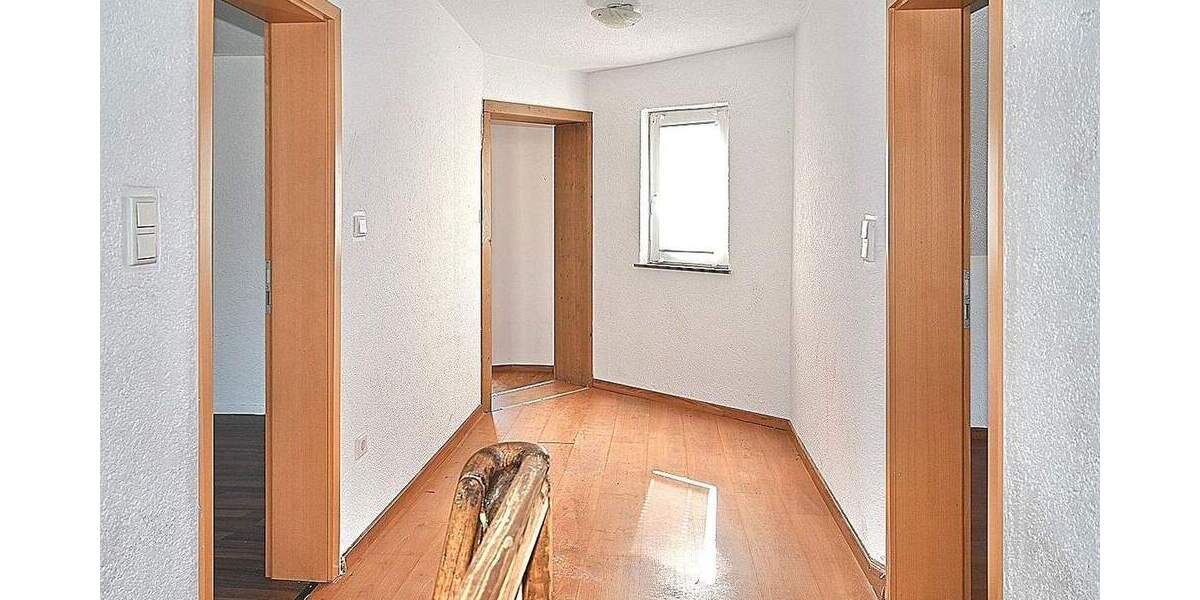 Etagenwohnung Recklinghausen Süd - 6 Zimmer, 220 m&sup2;, 299.900&euro; | Angebot:25760415