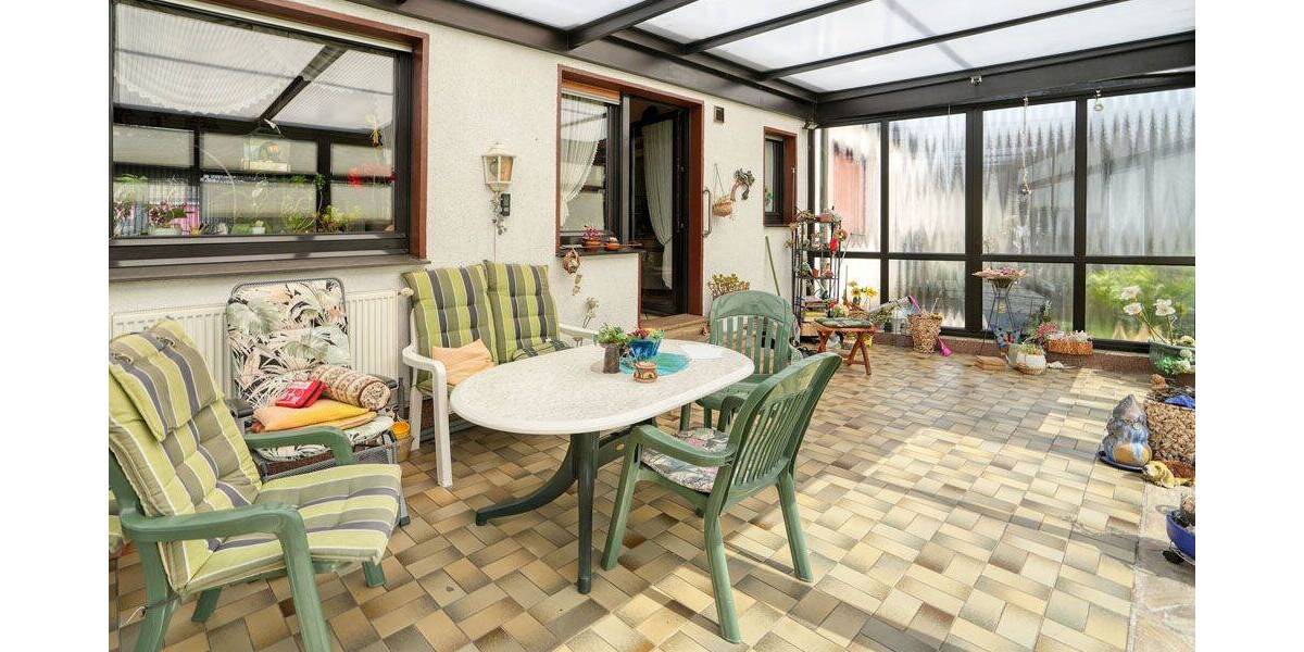 Reihenmittelhaus Bochum Harpen - 5 Zimmer, 109 m&sup2;, 295.000&euro; | Angebot:26570407