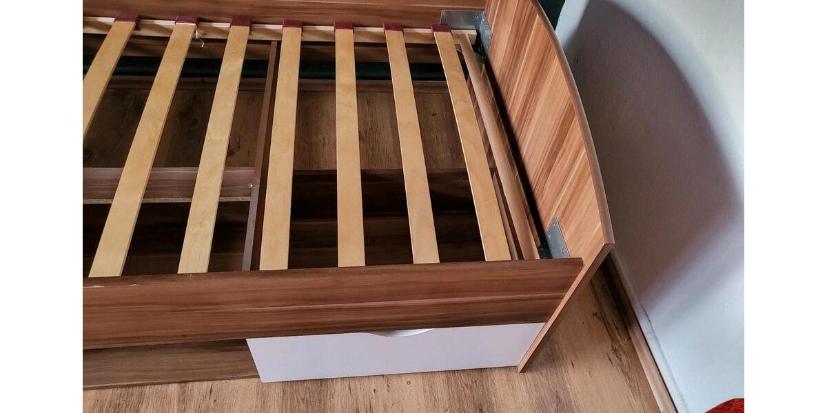 Etagenwohnung Gelsenkirchen Gelsenkirchen-Mitte - 2 Zimmer, 65 m&sup2;, 650&euro; | Angebot:25894295