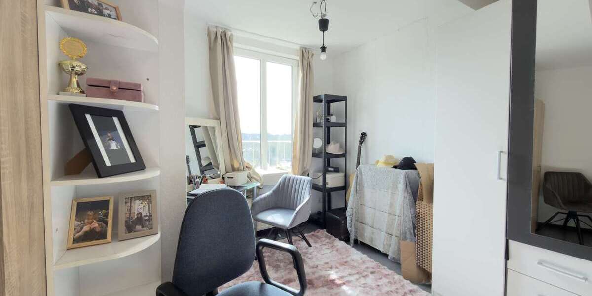 Exklusive 4-Zi.-Maisonette im DG mit großer Dachterrasse & Blick zum Grugapark – Essen-Holsterhausen - Maisonettenwohnung Essen Stadtbezirk III | Angebot:25837648