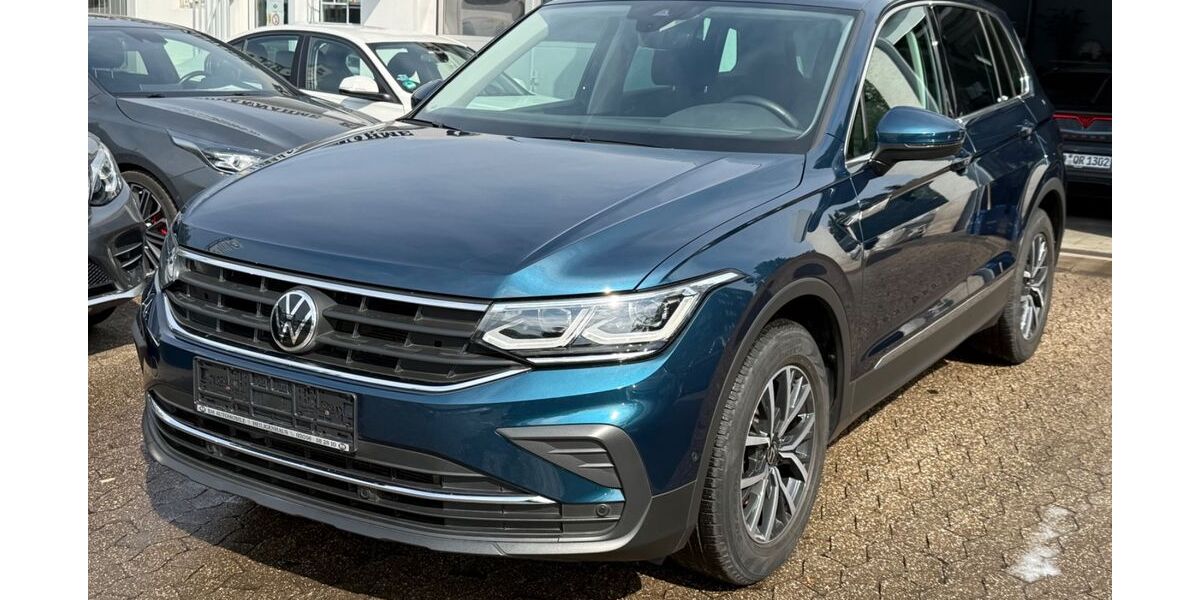 VW Tiguan 68.000 km 21.498 &euro; Heiligenhaus 42579