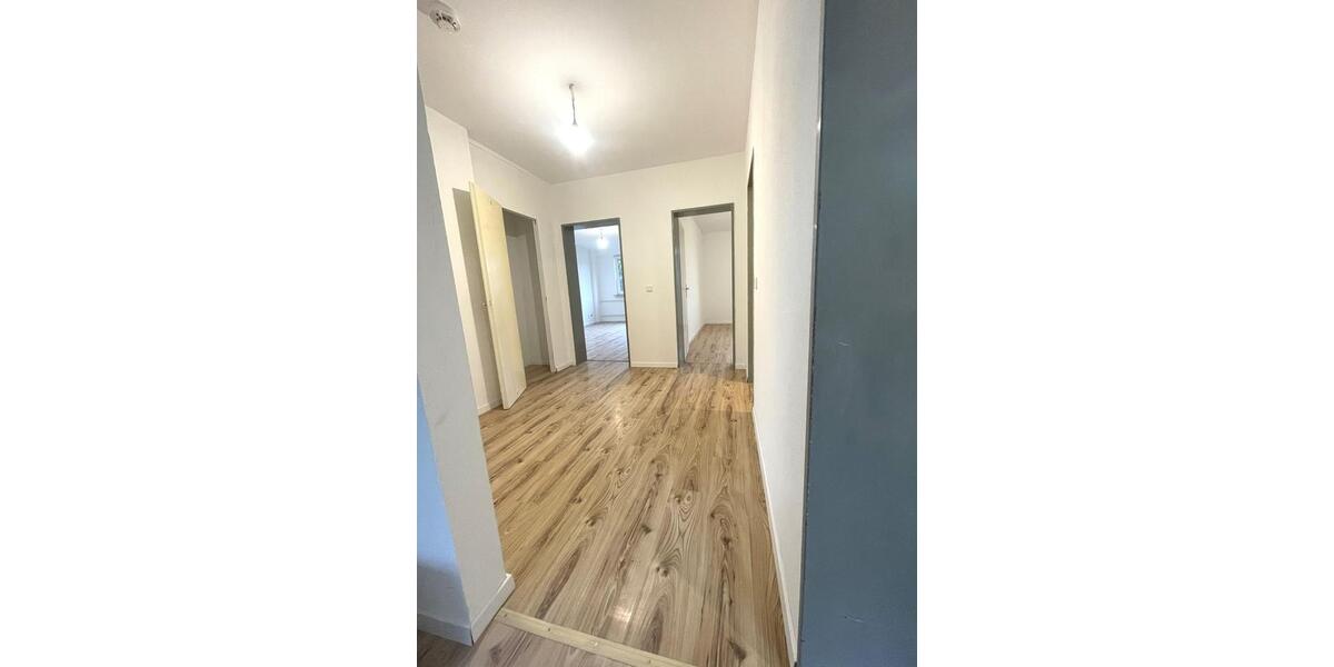 Etagenwohnung Wuppertal Gemarkung Nächstebreck - 2.5 Zimmer, 64 m&sup2;, 560&euro; | Angebot:25857618