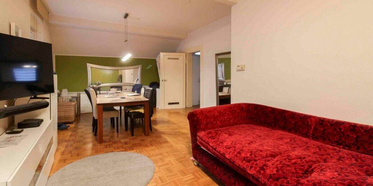 Mehrfamilienhaus, Wohnhaus Bochum Laer - 6 Zimmer, 320.000&euro; | Angebot:26016629