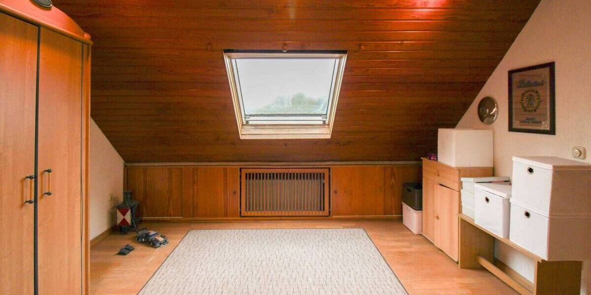 Reihenmittelhaus Essen Ostviertel - 4 Zimmer, 130 m&sup2;, 279.000&euro; | Angebot:26542889