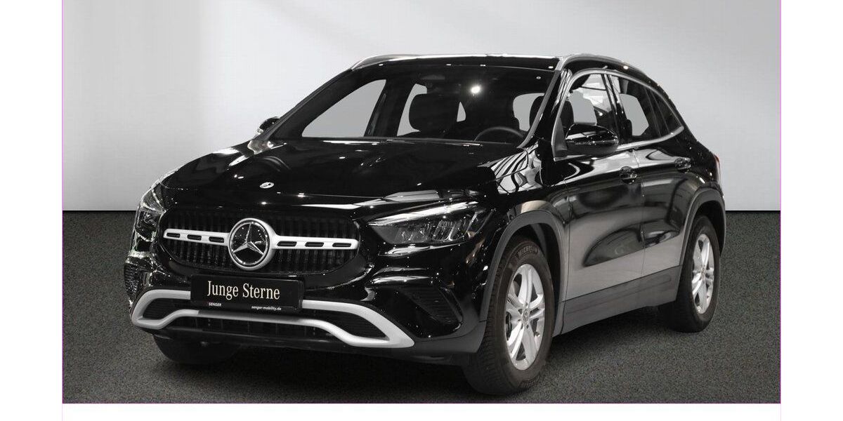 Mercedes-Benz GLA 200 12.359 km 33.390 &euro; Dortmund 44147