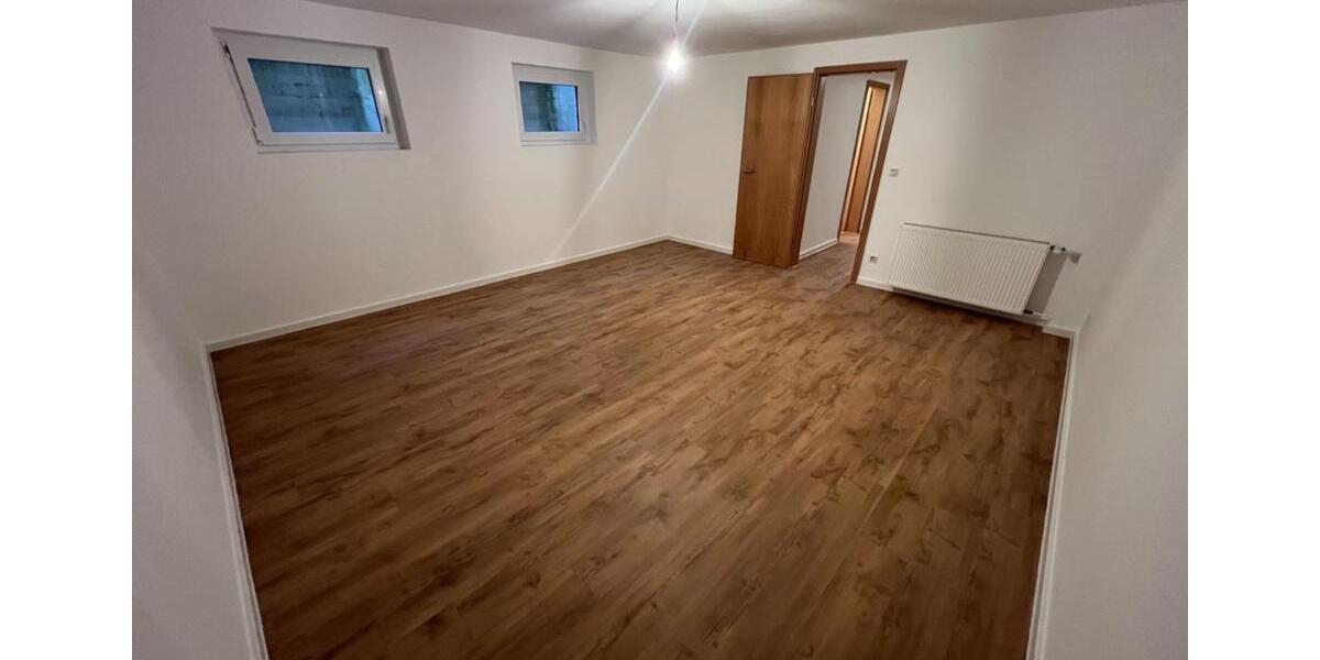Doppelhaushälfte Dortmund Hombruch - 5 Zimmer, 185 m&sup2;, 2.500&euro; | Angebot:25245632
