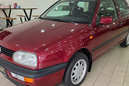 VW Golf 110.000 km 5.900 &euro; Recklinghausen 45661