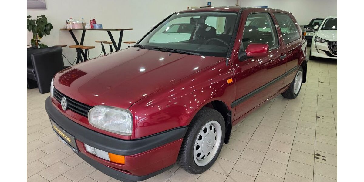 VW Golf 110.000 km 5.900 &euro; Recklinghausen 45661