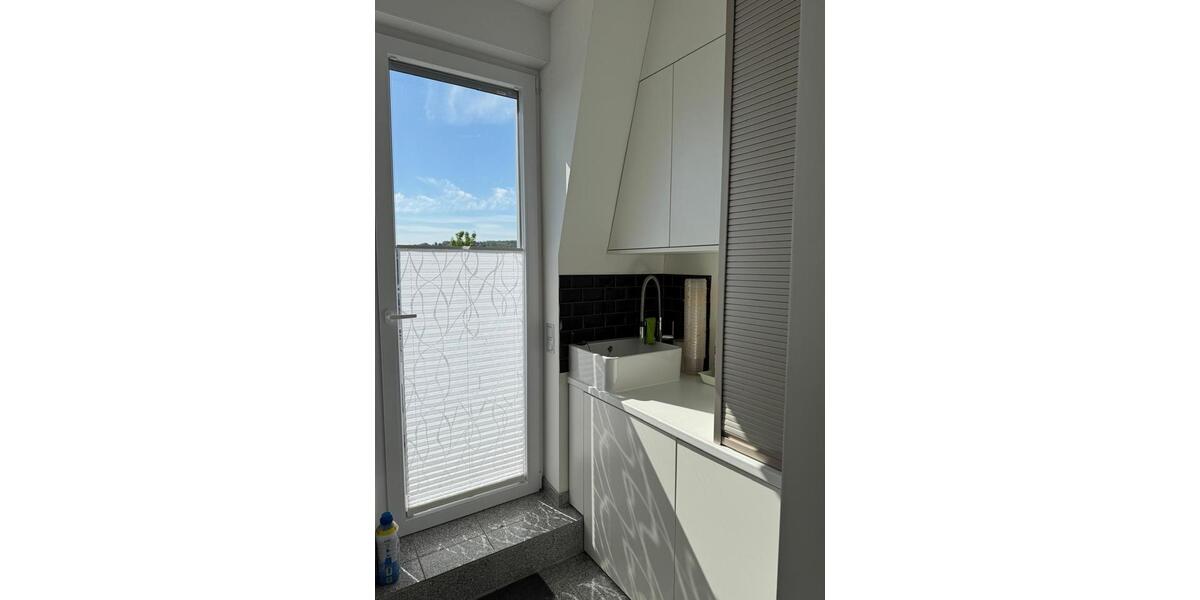 Dachgeschoßwohnung Wuppertal Sedansberg - 4 Zimmer, 165 m&sup2;, 320.000&euro; | Angebot:26586256