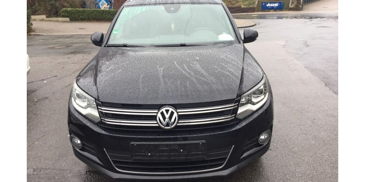 VW Tiguan 158.195 km 11.999 &euro; Gelsenkirchen 45886