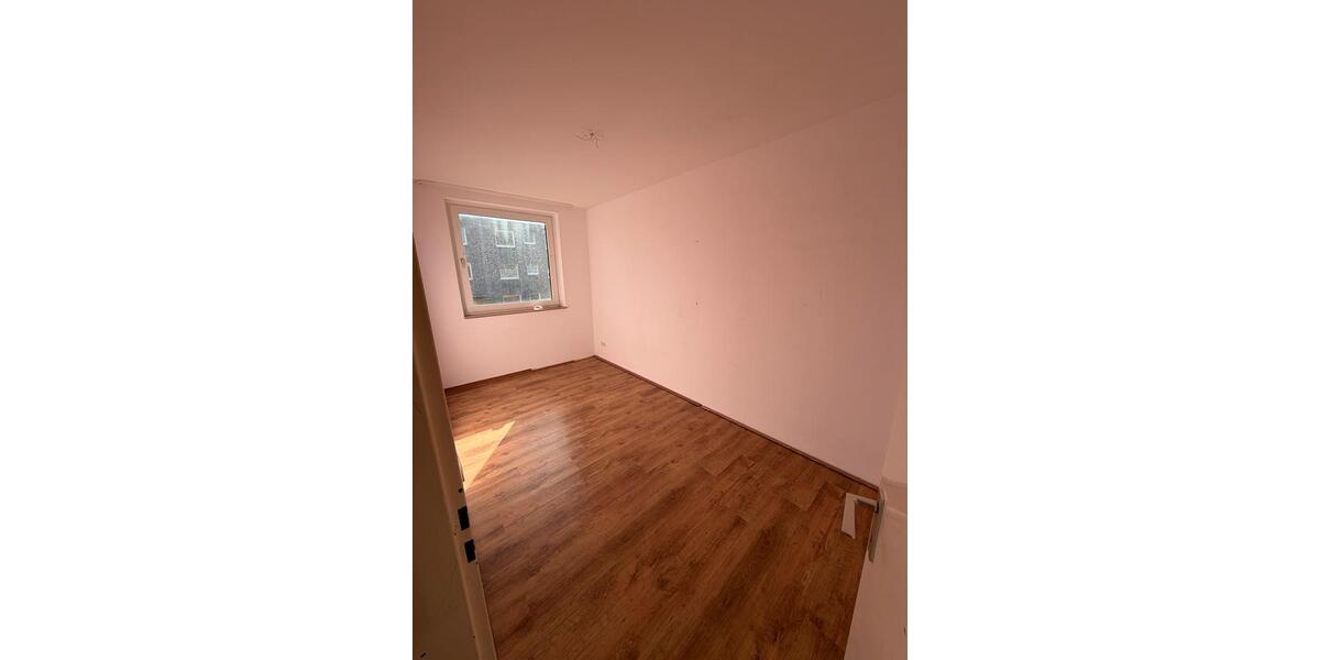 Etagenwohnung Herten Bertlich - 4 Zimmer, 91 m&sup2;, 879&euro; | Angebot:25320150