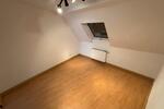 Dachgeschoßwohnung Essen Südviertel - 5 Zimmer, 117 m&sup2;, 1.150&euro; | Angebot:26696762