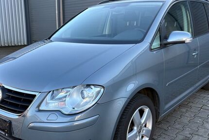 VW Touran 150.000 km 4.450 &euro; Bochum 44809