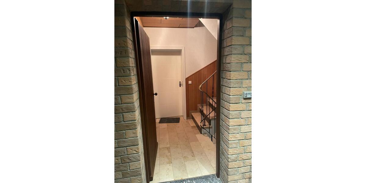 Etagenwohnung Essen Stadtbezirk VIII - 4 Zimmer, 95 m&sup2;, 1.500&euro; | Angebot:26112921