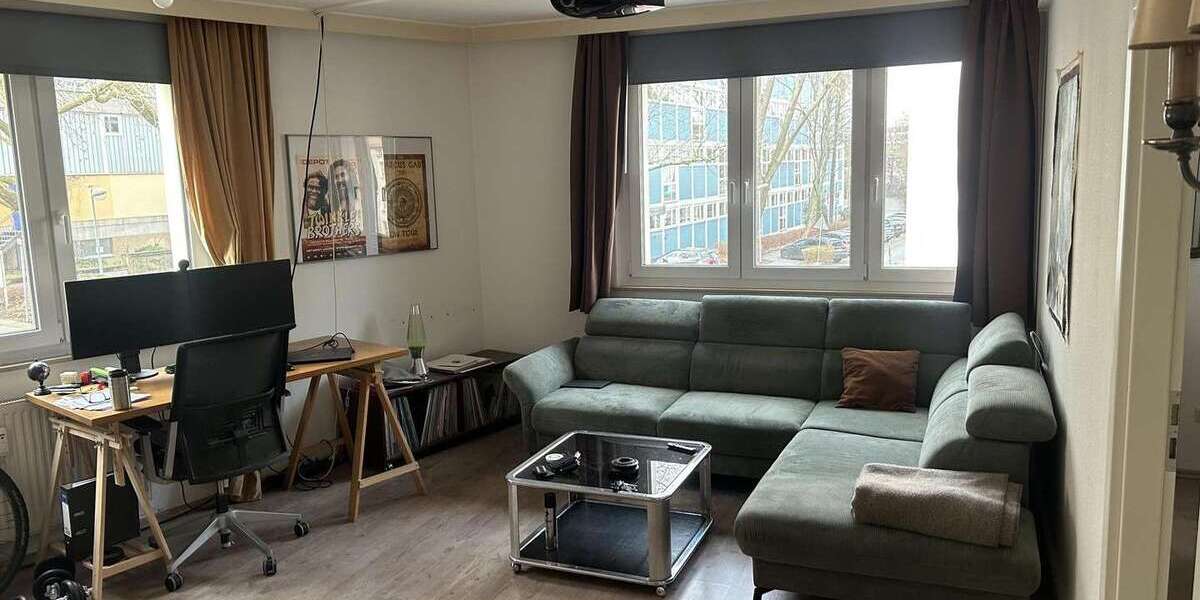Etagenwohnung Essen-Südviertel Nähe City und Hauptbahnhof Südviertel Nähe City und Hauptbahnhof - 2.5 Zimmer, 60 m&sup2;, 615&euro; | Angebot:26032557