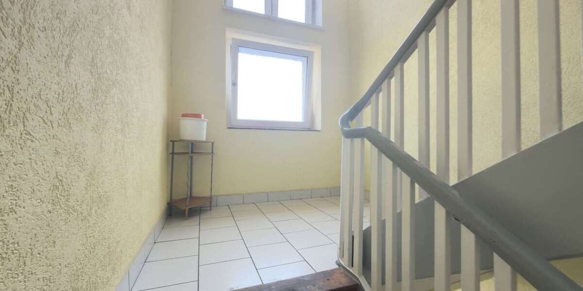 Exklusive 4-Zi.-Maisonette im DG mit großer Dachterrasse & Blick zum Grugapark – Essen-Holsterhausen - Maisonettenwohnung Essen Stadtbezirk III | Angebot:25837648