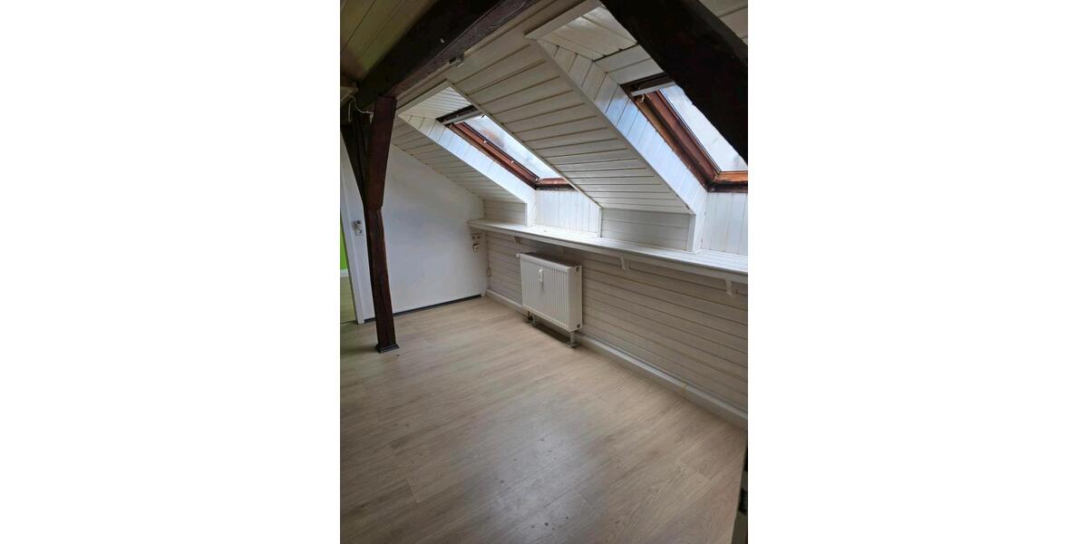 Dachgeschoßwohnung Wuppertal Gemarkung Langerfeld - 3 Zimmer, 70 m&sup2;, 480&euro; | Angebot:25914812