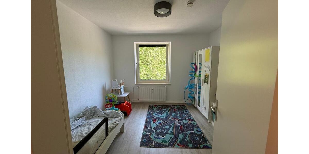 Etagenwohnung Velbert Langenberg - 4 Zimmer, 95 m&sup2;, 700&euro; | Angebot:25893203