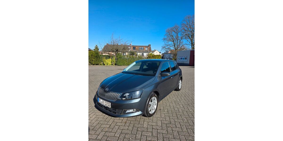 Skoda Fabia 103.000 km 8.900 &euro; Marl 45768