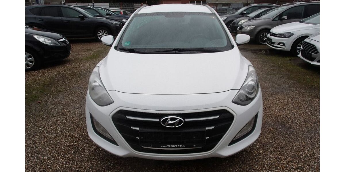 Hyundai i30 212.000 km 4.499 &euro; Oberhausen 46149