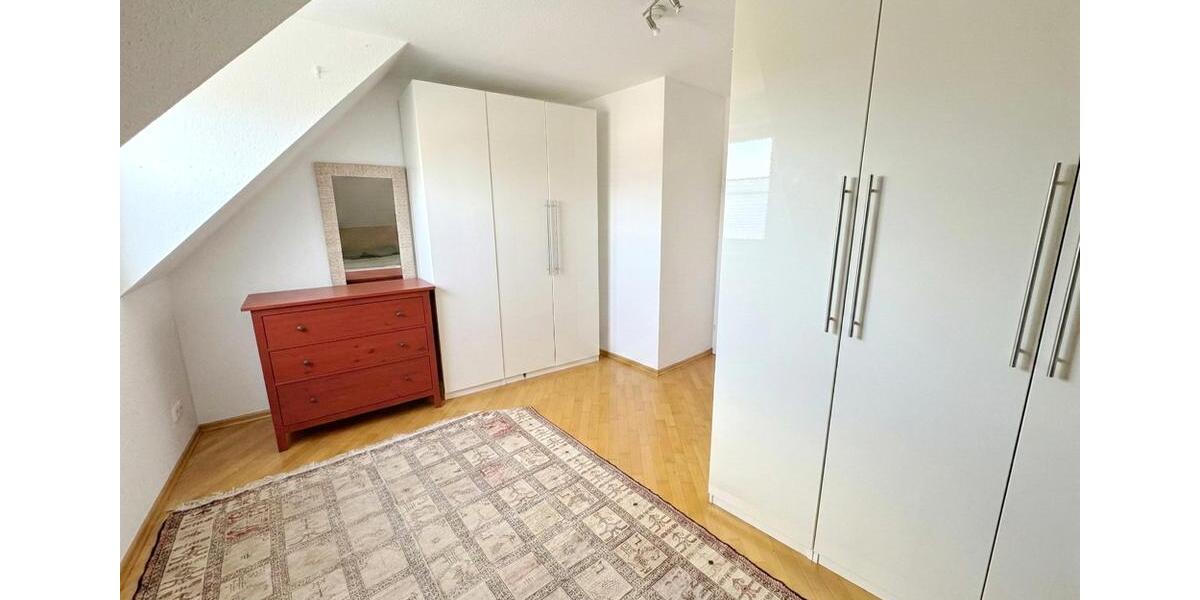 Dachgeschoßwohnung Dortmund Innenstadt Ost - 3 Zimmer, 116 m&sup2;, 1.450&euro; | Angebot:25639422
