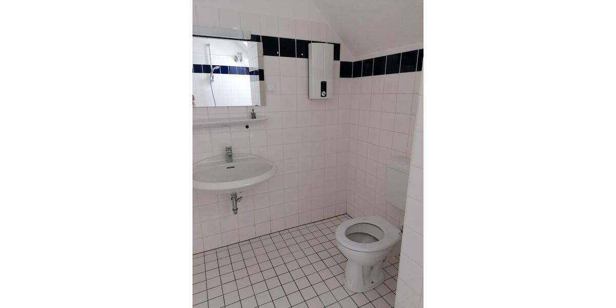 Etagenwohnung Essen Stadtbezirk III - 3 Zimmer, 93 m&sup2;, 700&euro; | Angebot:25349464